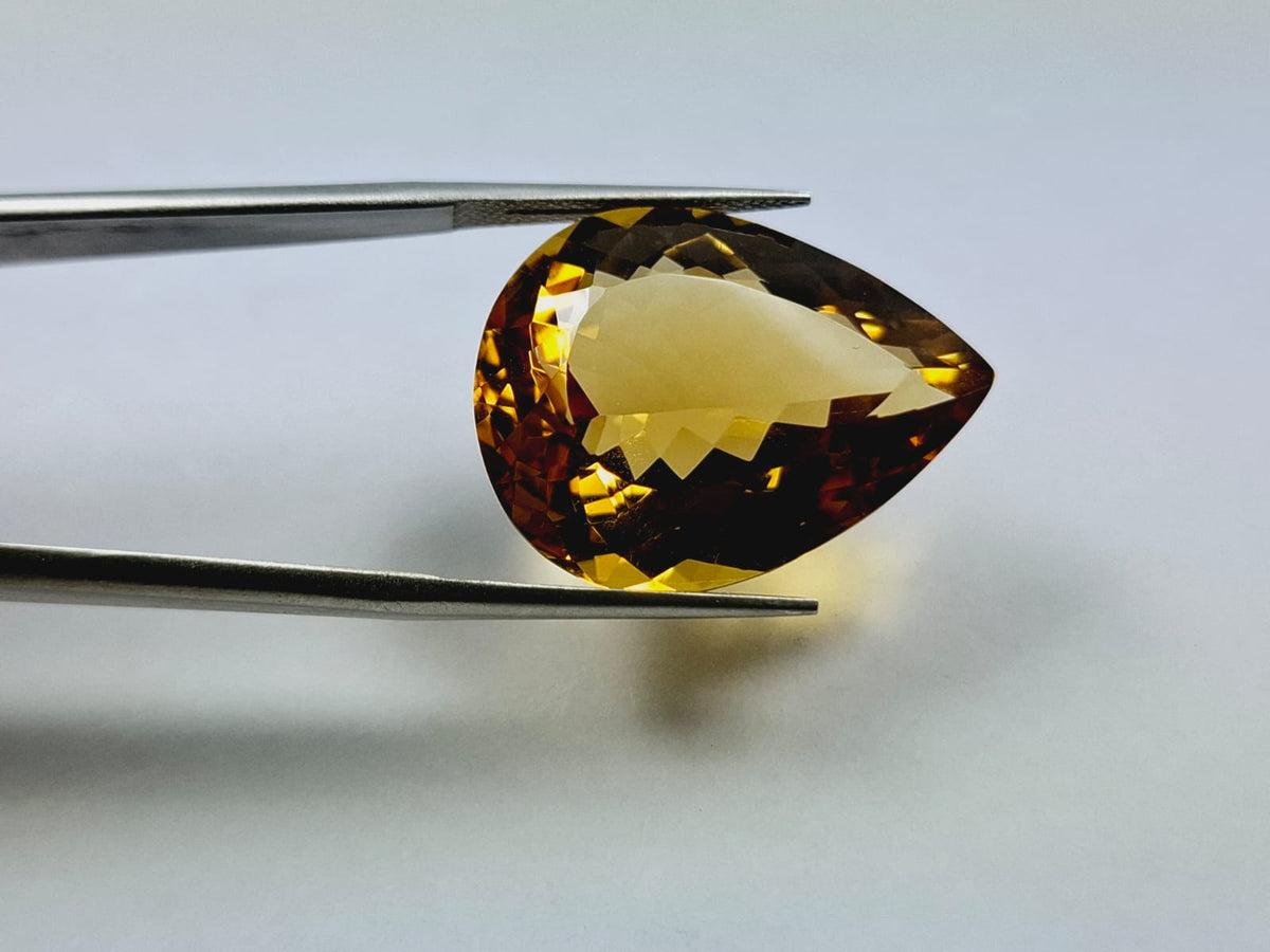26.80ct Citrine 25x19mm