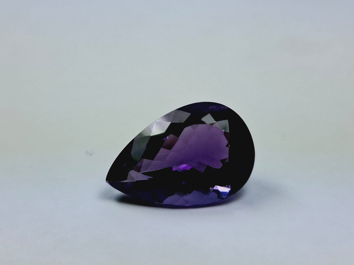 25.70ct Amethyst 26x17mm