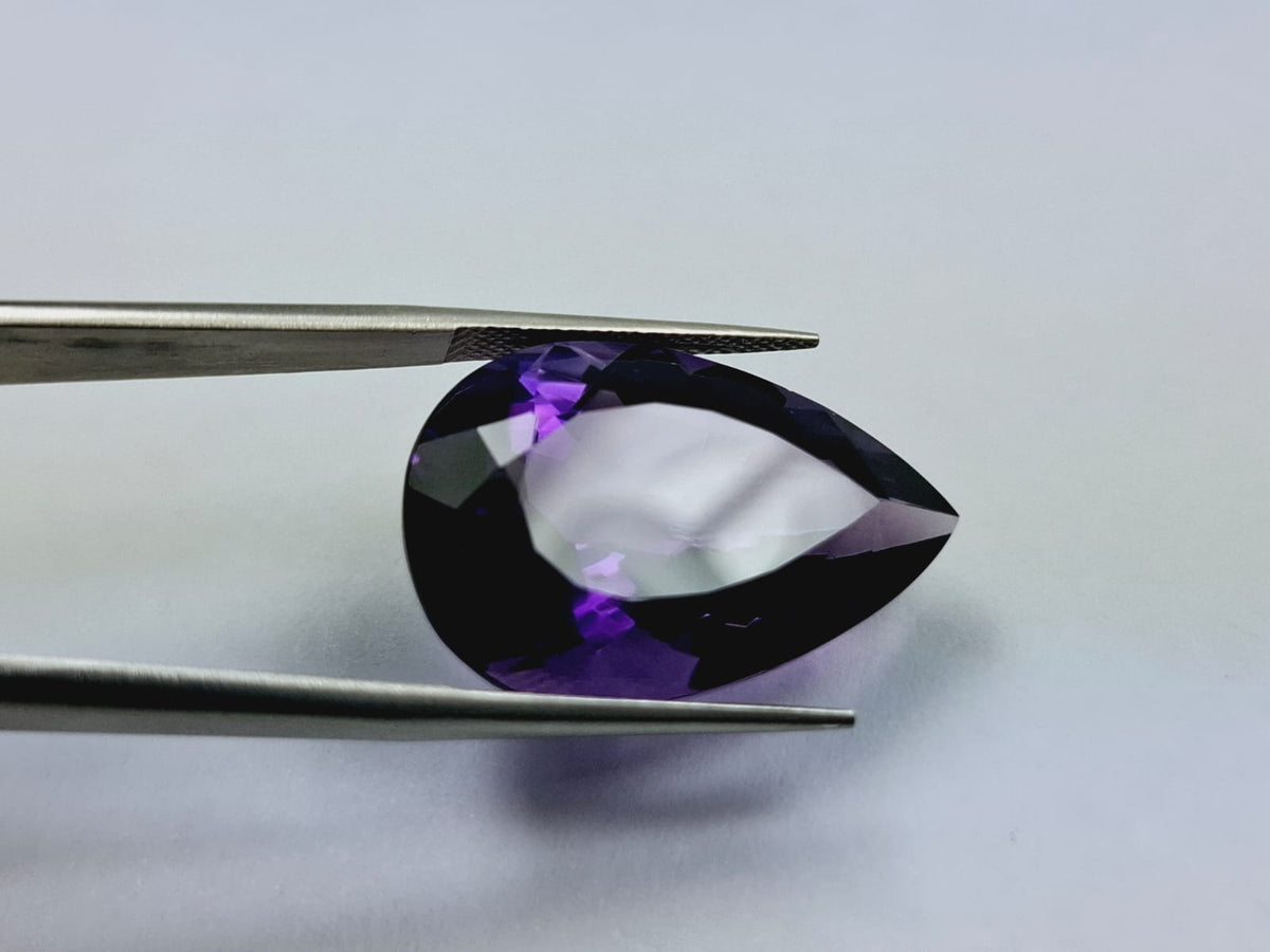 25.70ct Amethyst 26x17mm