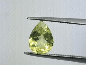 2.05ct Chrysolite 9x7mm