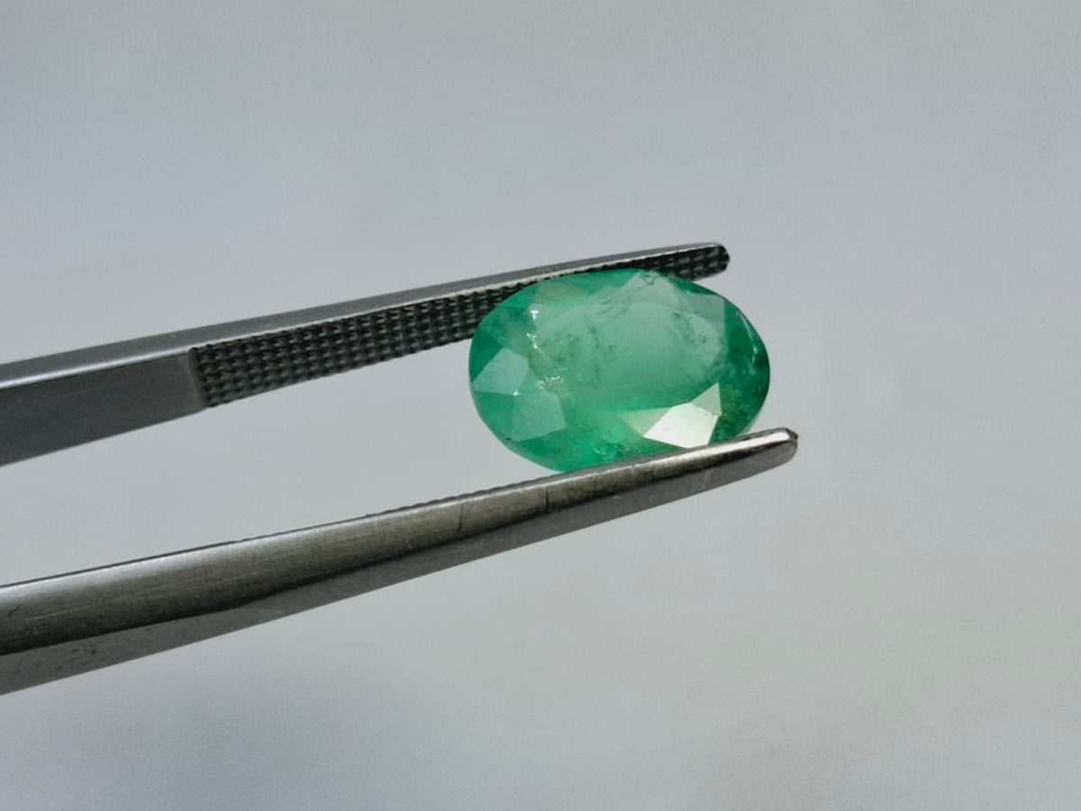 2.15ct Emerald 10x8mm