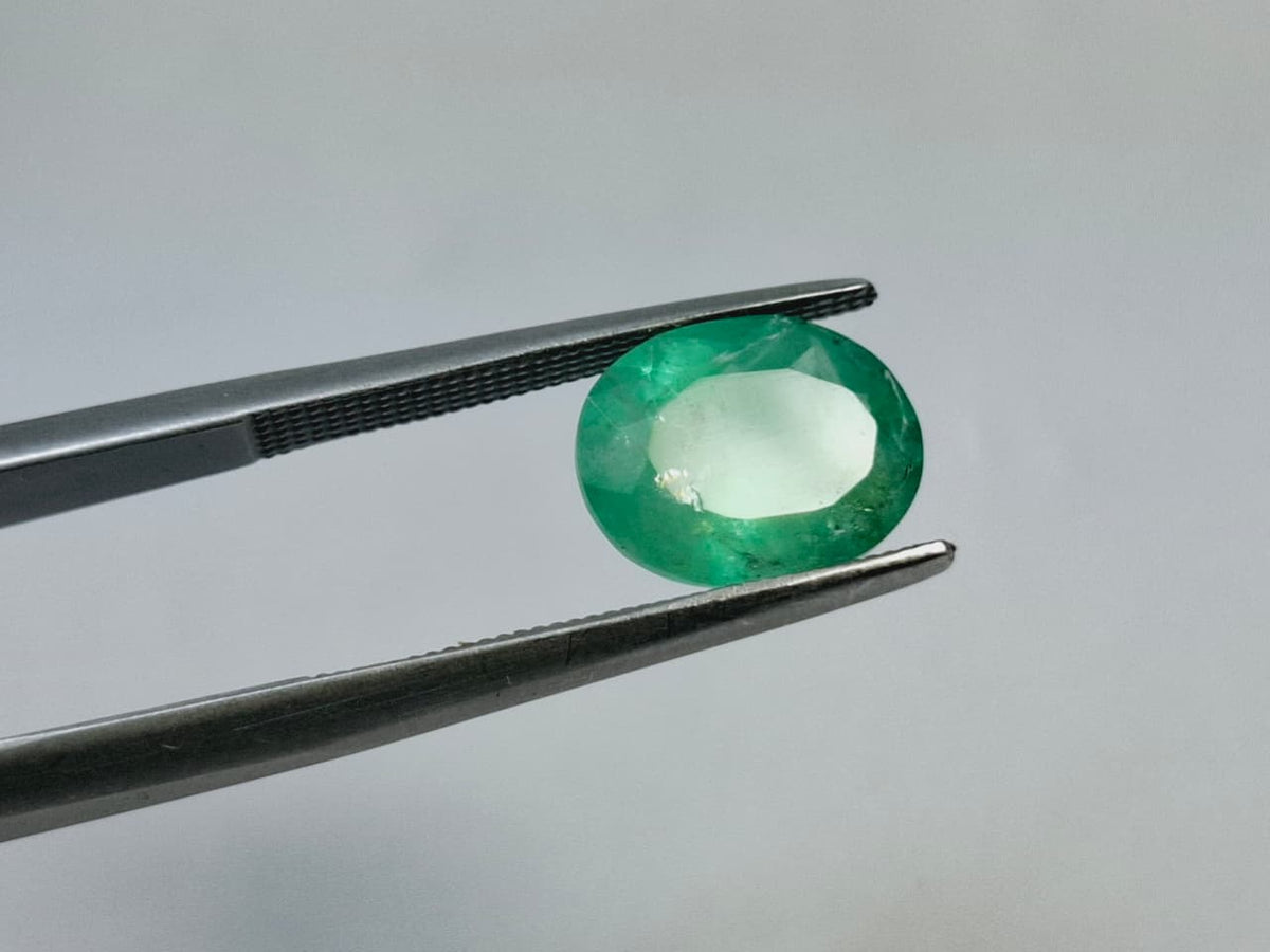 2.15ct Emerald 10x8mm