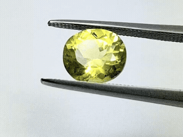 2.40ct Chrysolite 8x7mm