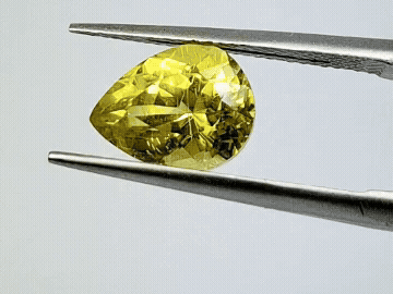 2.48ct Chrysolite 9x7mm