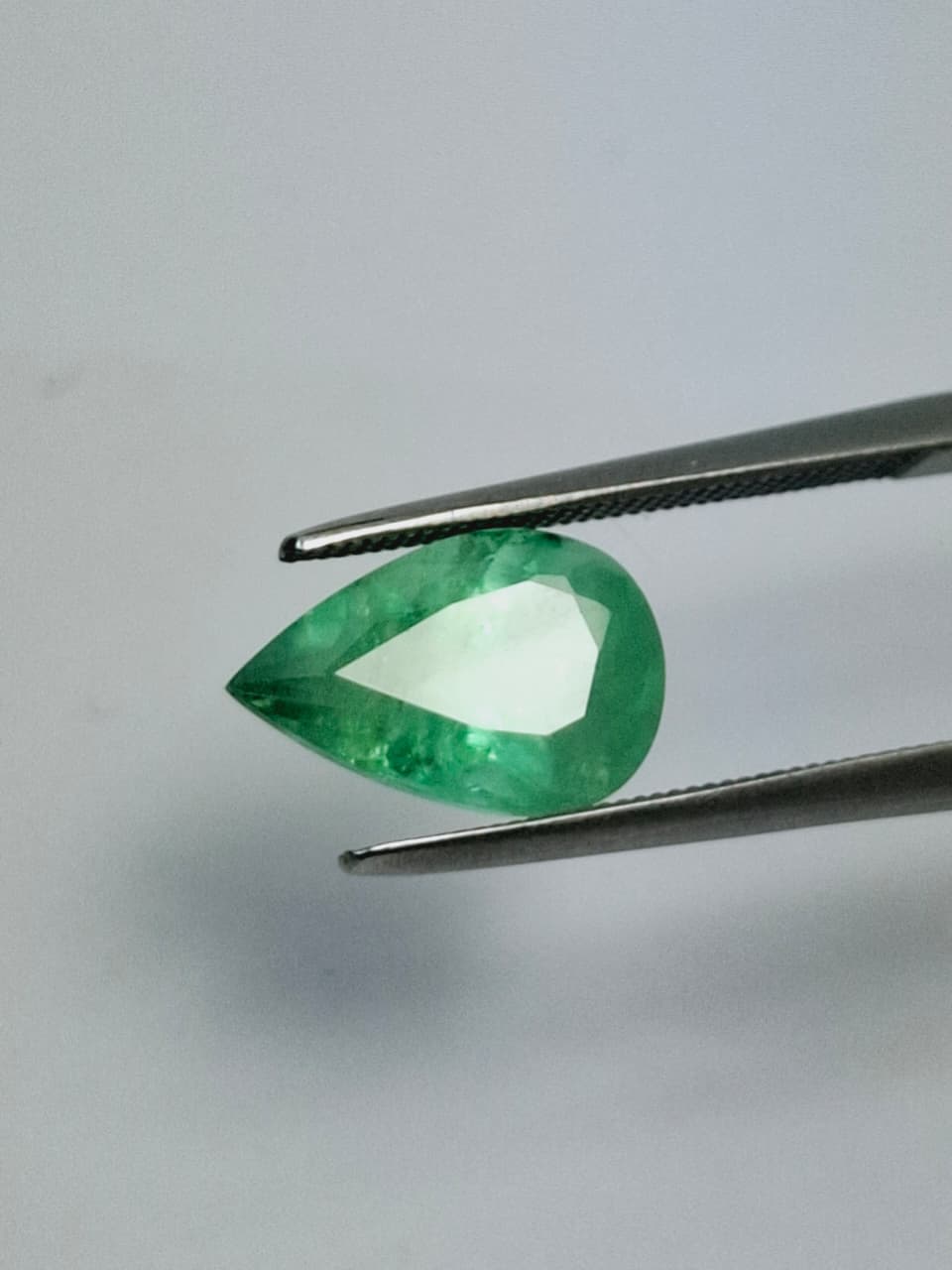 2.85ct Emerald 12x8mm