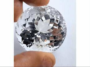 240ct Quartz Crystal 36mm