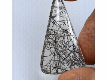 31.20ct Quartz Inclusion 38x21mm