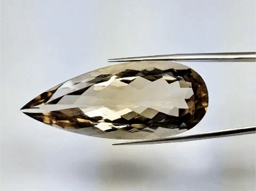 64ct Quartz Smoky 48x20mm