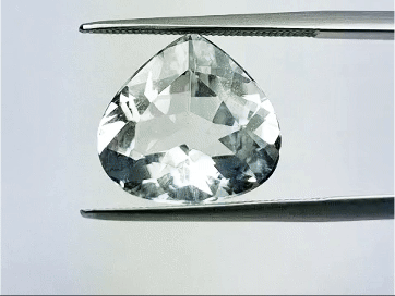 8.45ct Topaz 14x13mm