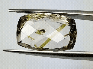 9.20ct Quartz Inclusion 17x11mm