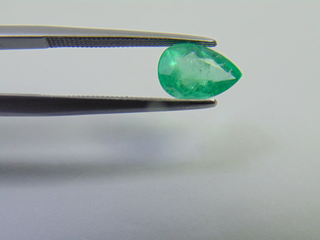 1.30ct Emerald 9x6mm