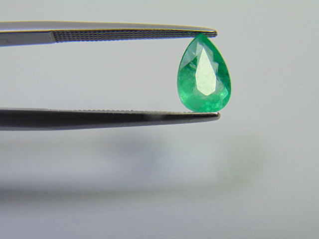 1.30ct Emerald 9x6mm