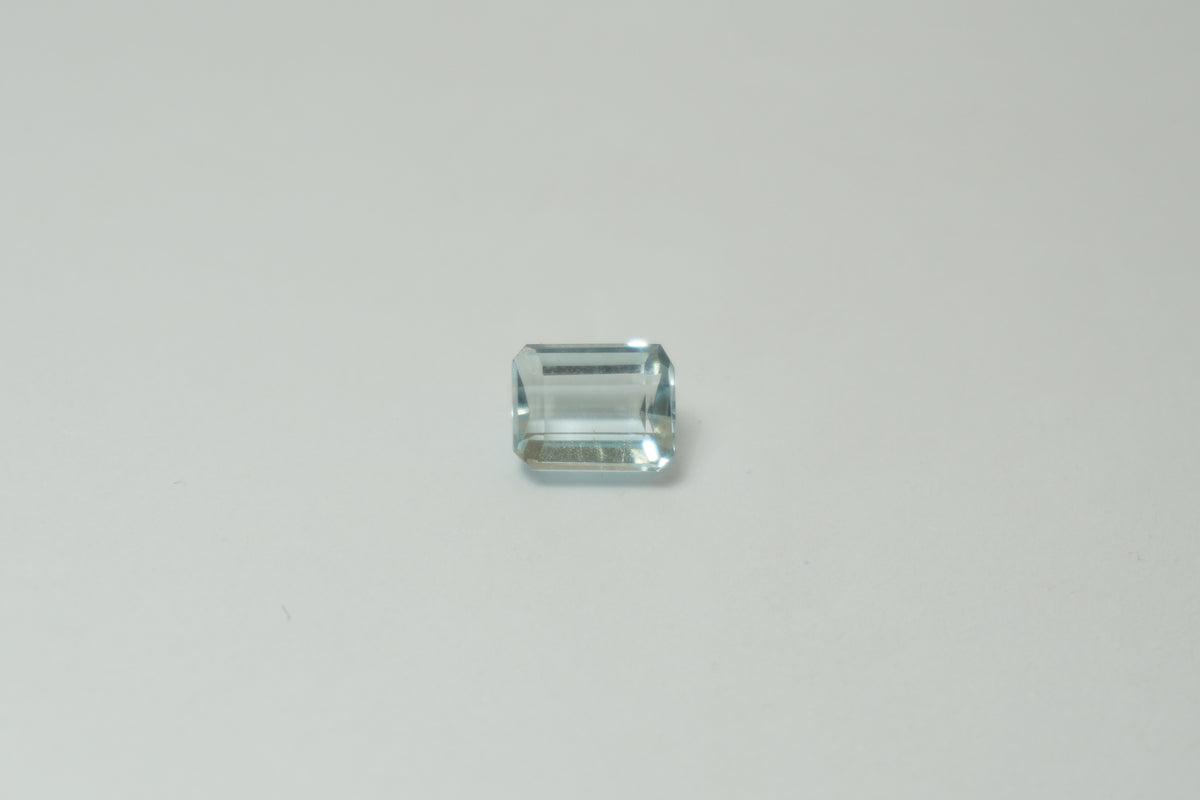 2.10ct Aquamarine 8x6mm