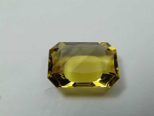 29ct Green Gold 25x18mm