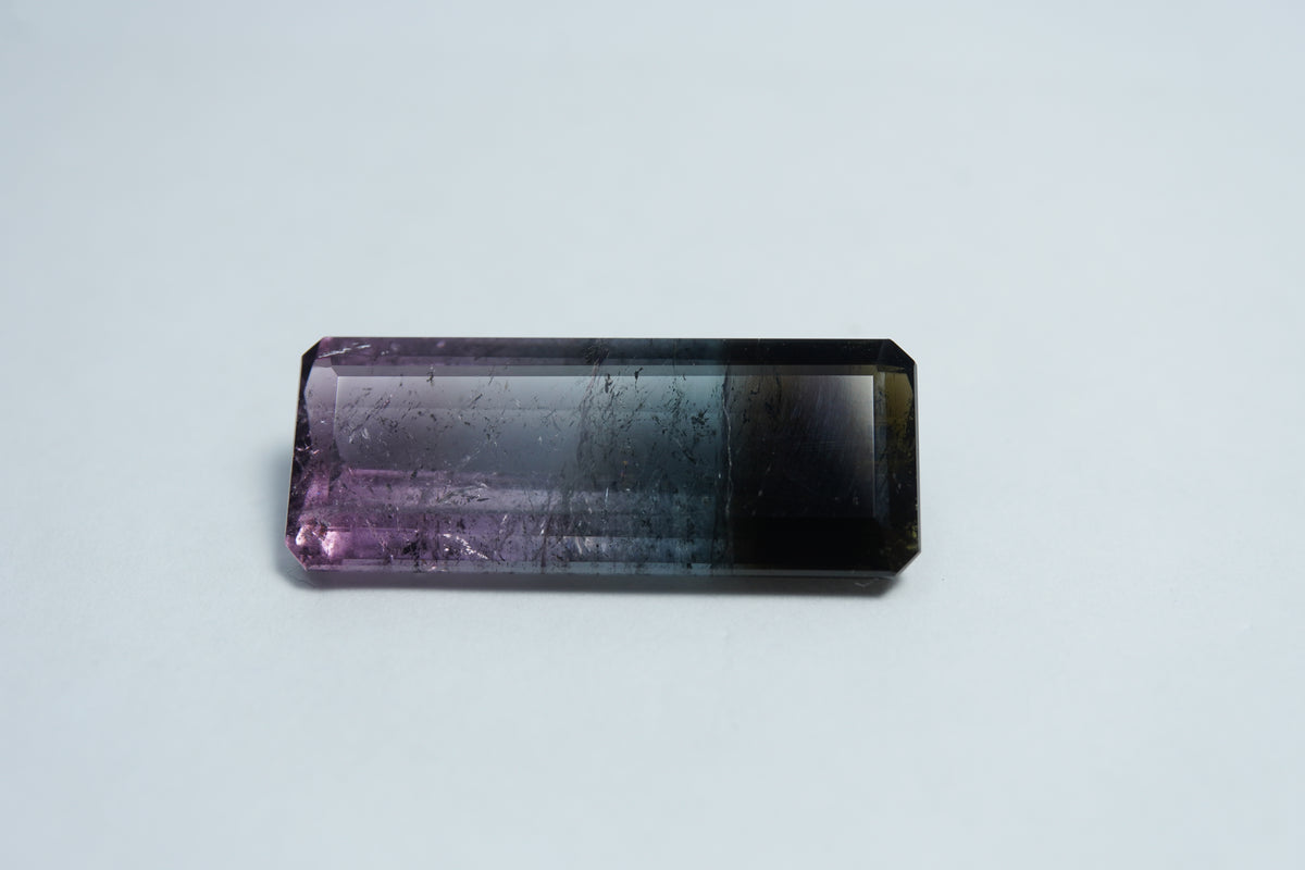 16.80ct Tourmaline bicolor 27x20mm