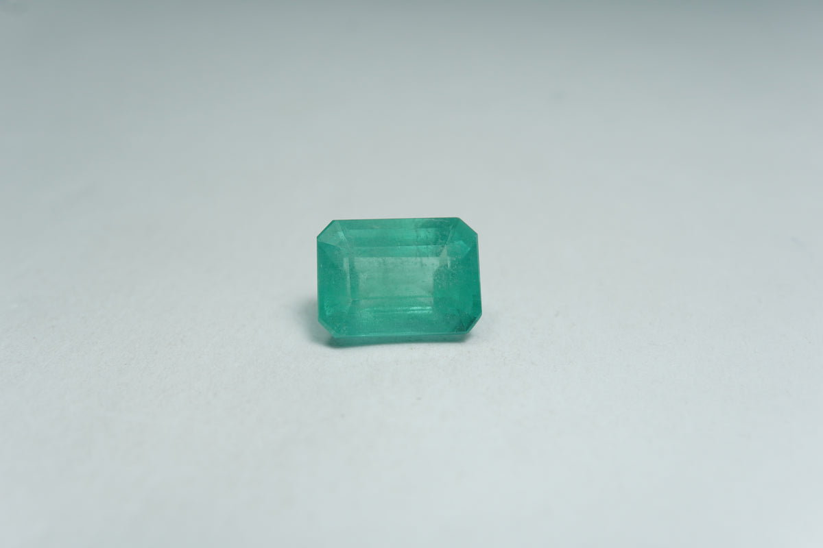3.78ct Emerald 10.5x8mm