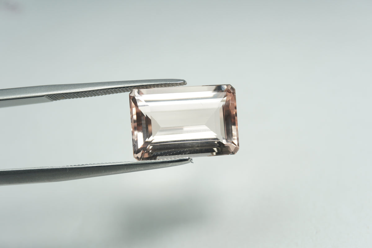 6.15ct Morganite 14x9.5mm