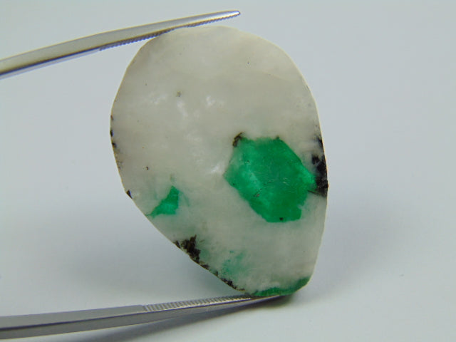 34.20ct Emerald 36x26mm