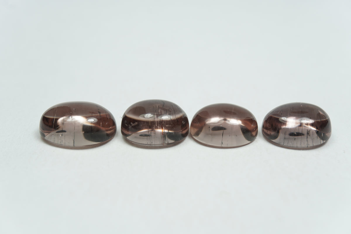 11.67ct Scapolites cabochon 11x8mm / 10x8mm