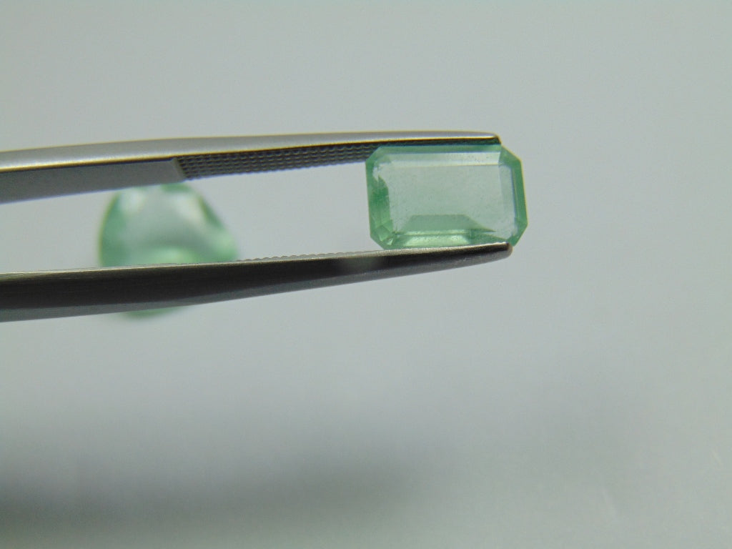 4.33ct Emerald 12x10mm 8x6mm