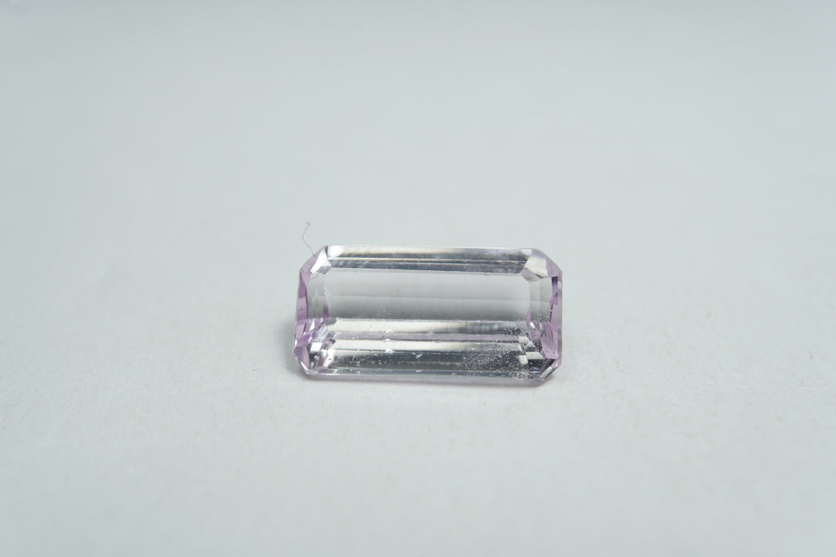 5.40ct Kunzite 15x8mm