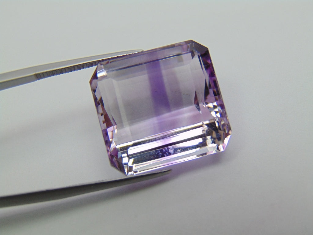 34.40ct Amethyst Bicolor 20x19mm