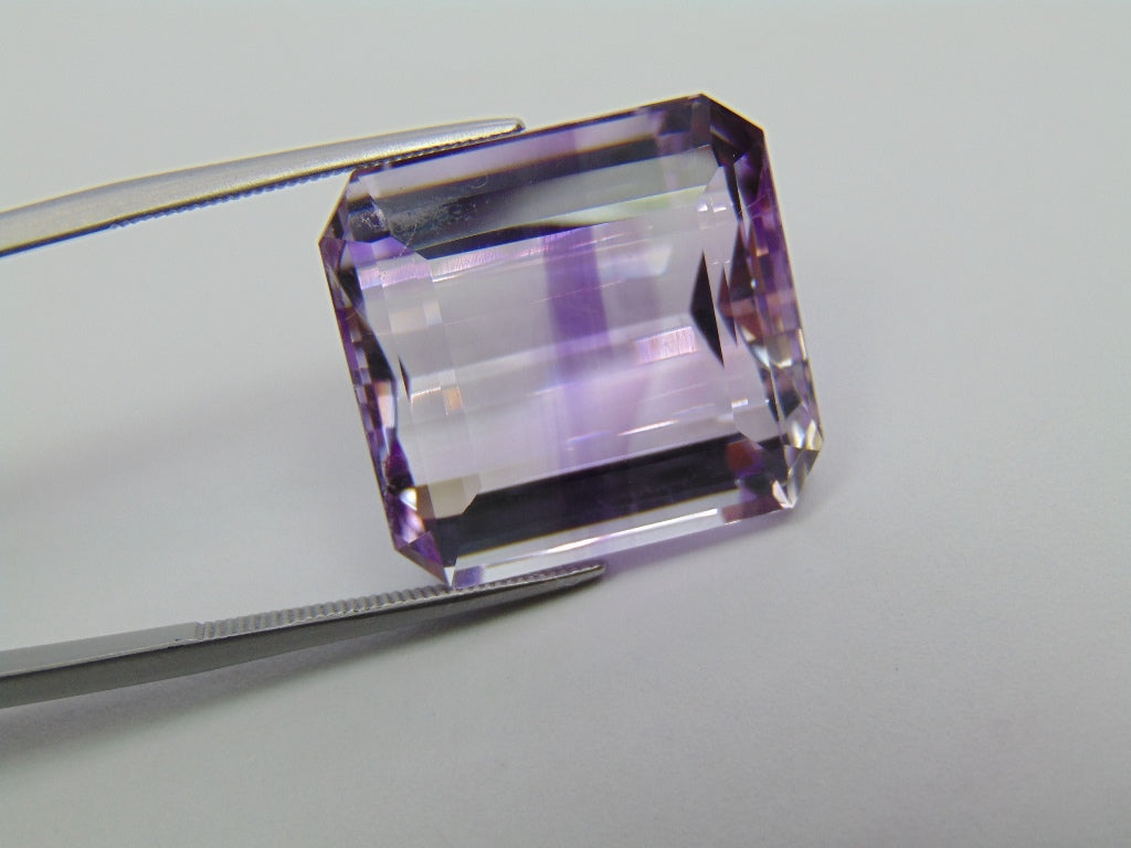 34.40ct Amethyst Bicolor 20x19mm
