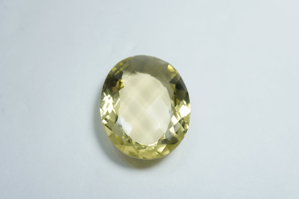 32ct Green gold 21x28mm