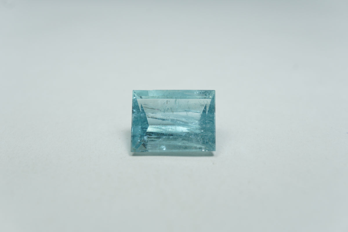 5.65ct Aquamarine 12x9mm