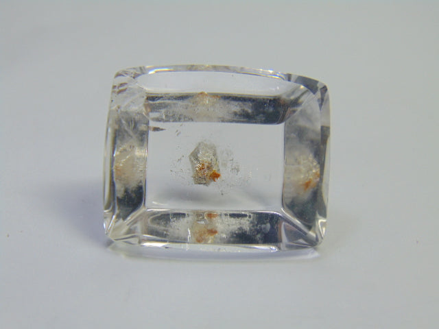 84.60ct Quartz With Inclusion 31x25mm
