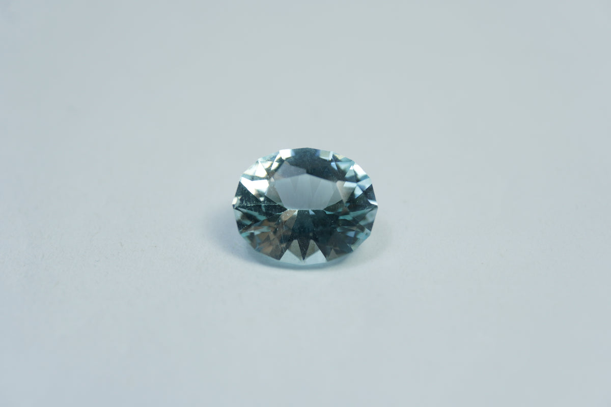 3.32ct Topaz 10x8mm