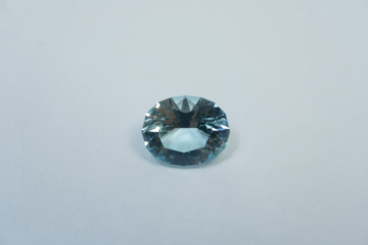 3.32ct Topaz 10x8mm