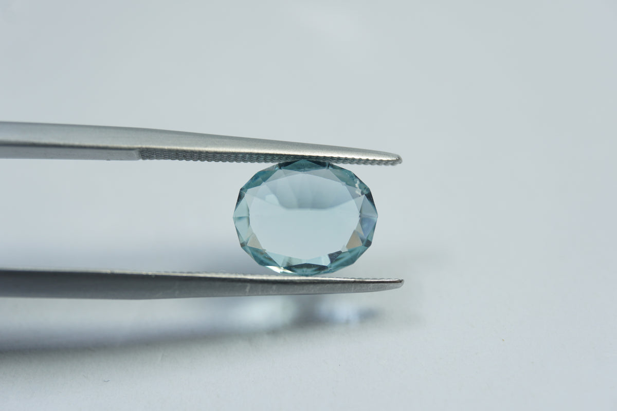 3.32ct Topaz 10x8mm