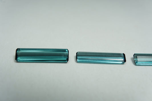 1.93ct Tourmalines blue 13x3.5mm / 13x3mm / 8x3mm