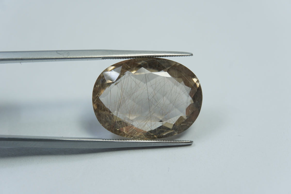 23.20ct Quartz with inclusion 22x16mm