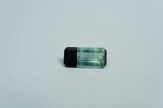 2.45ct Tourmaline bicolor 12x6mm