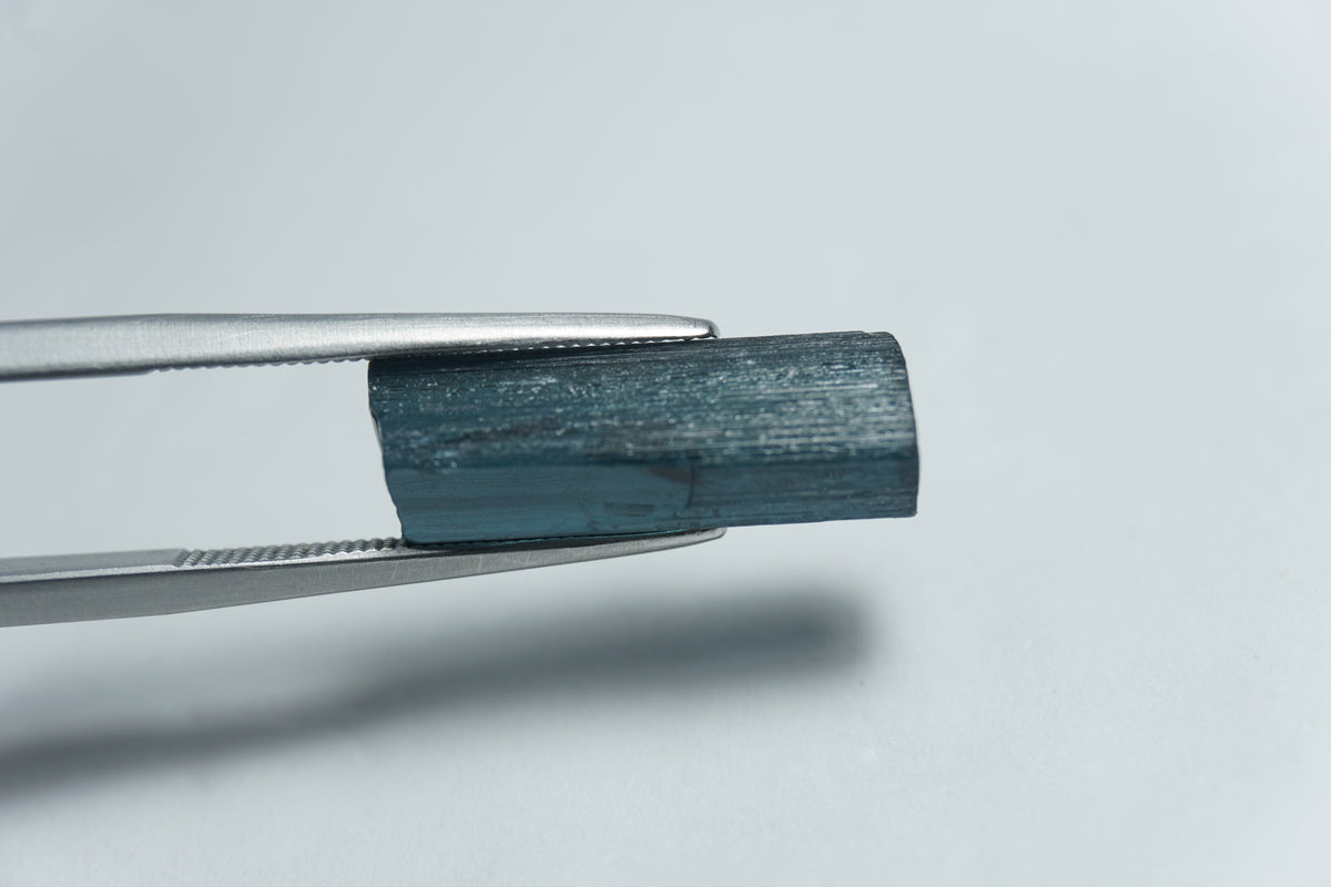 7.50ct Topaz blue piece 18x6mm
