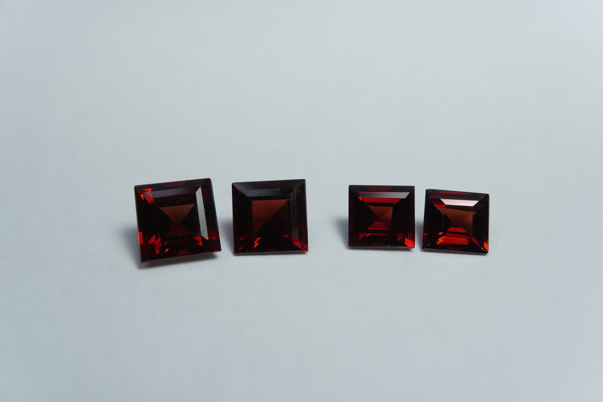4.35ct Garnet pairs 6mm/5mm