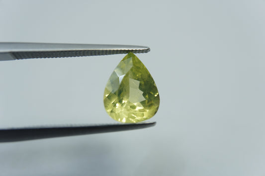 2.60ct Chrysolite 10x8mm