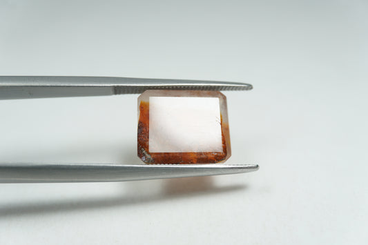 5.40ct Quartz with inclusion 12x10mm