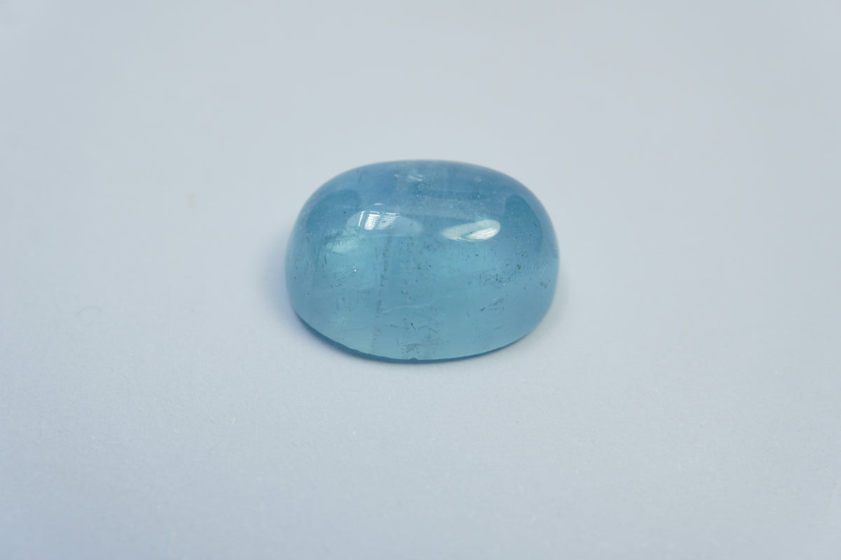 9.95ct Aquamarine cabochon 16x12mm