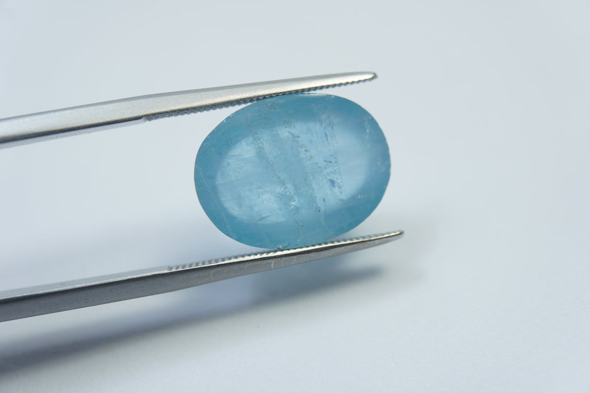 9.95ct Aquamarine cabochon 16x12mm