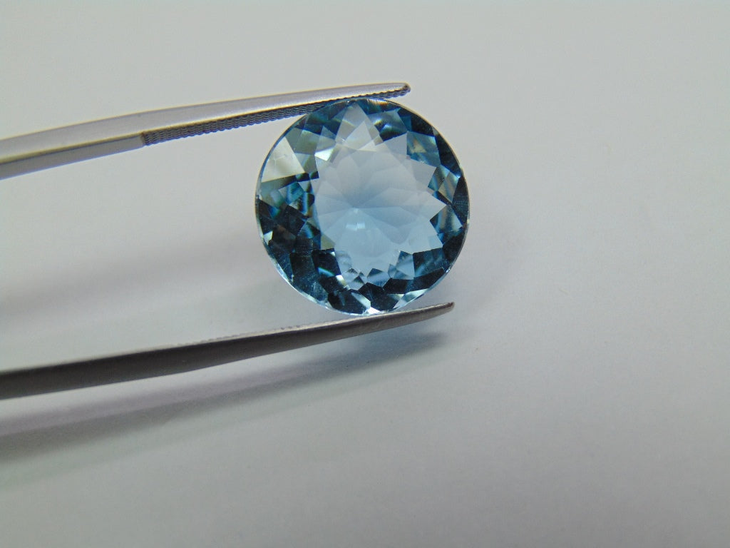 10.55ct Topaz 14mm