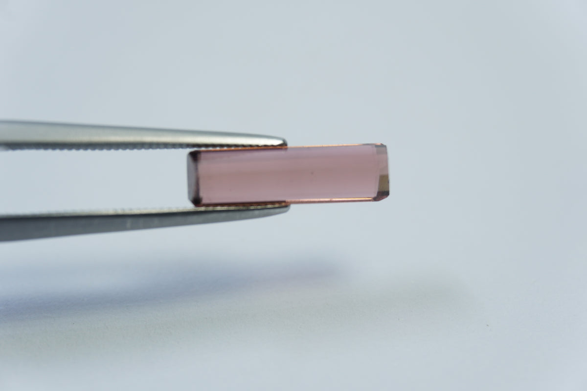 1.89ct Tourmaline 14x4mm