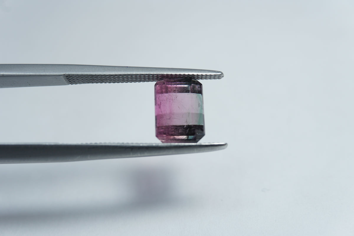 2.68ct Tourmaline bicolor 8x6mm
