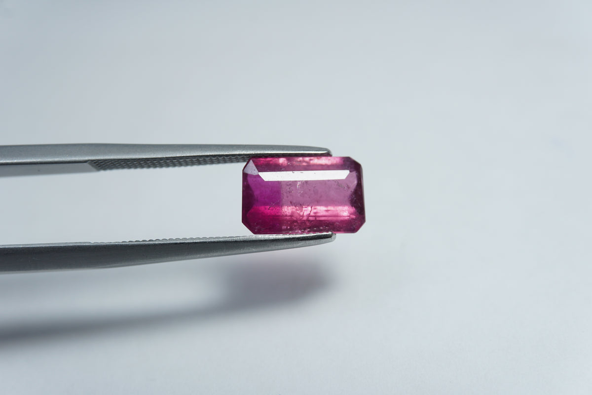 1.65ct Tourmaline bicolor 9x6mm