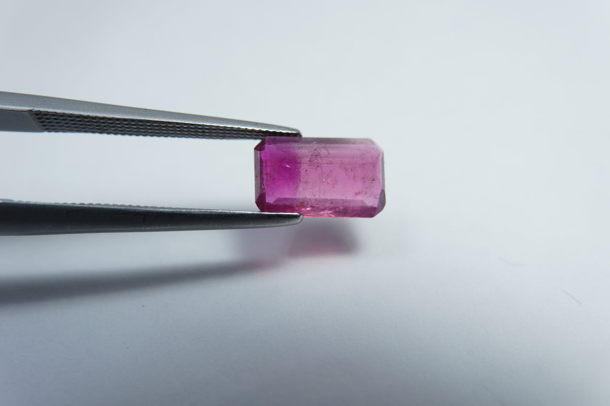 1.65ct Tourmaline bicolor 9x6mm