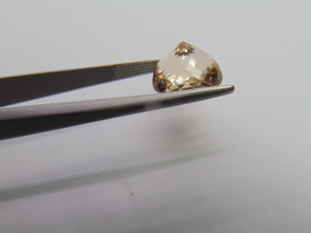 10.75ct Topaz 12mm