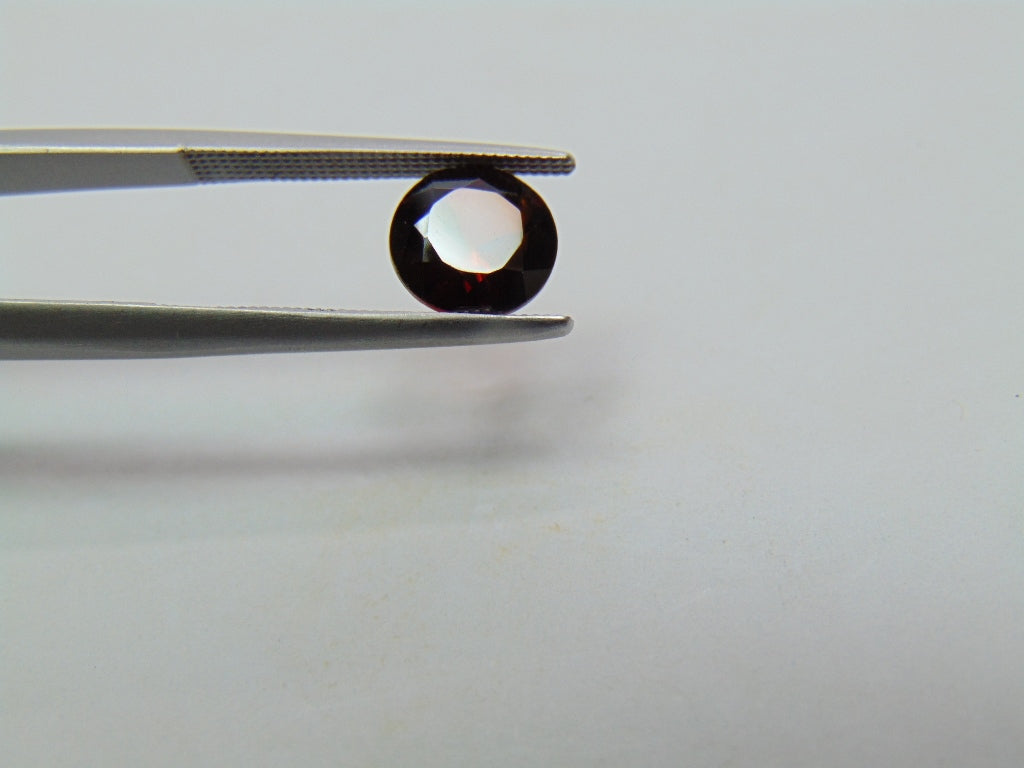 1.95ct Garnet 8mm
