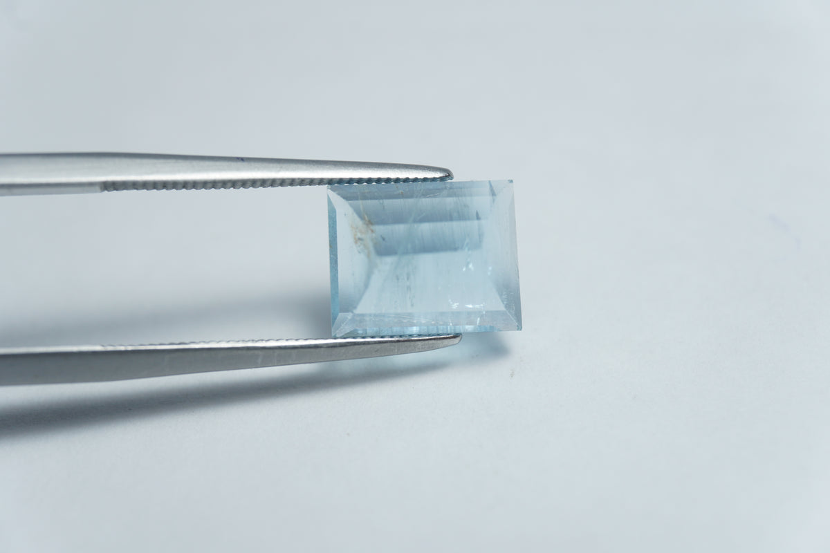 3.35ct Aquamarine 10x8mm